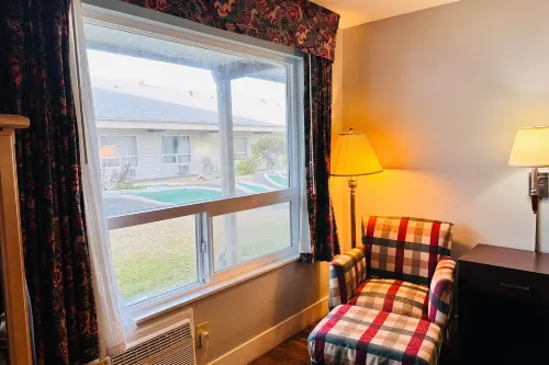 Coratel Inn and Suites by Jasper Ocean Shores Rooms Photos