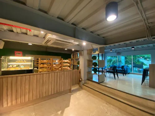 Grand Cordela Hotel Bandung Makanan Photos