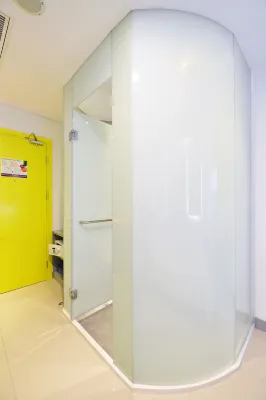 POP! Hotel Kelapa Gading Jakarta Kamar Photos