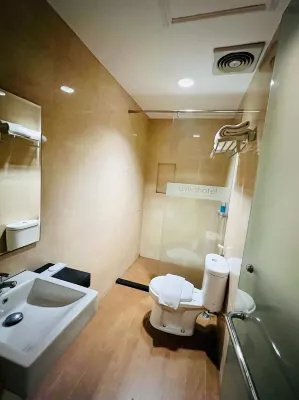 Avira Hotel Makassar Kamar Photos