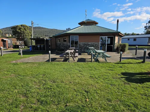 Snug Beach Cabin and Caravan Park Espaces publics Photos