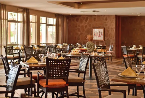 Pestana Tropico Ocean & City Hotel Restauration Photos