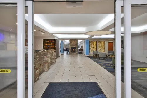 Holiday Inn Express & Suites Auburn Hills Near Hotel Photos