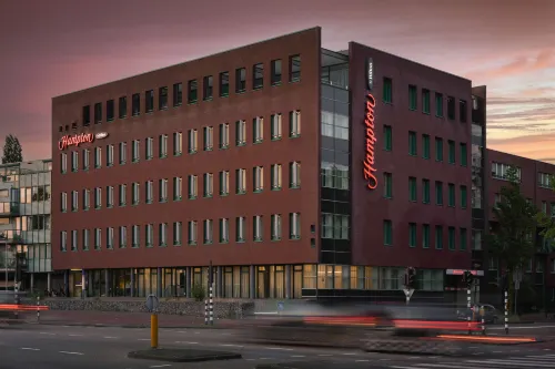 Hampton by Hilton Amsterdam Centre East Featured Photos