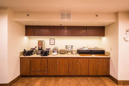 Inn at the Cove Dining Photos