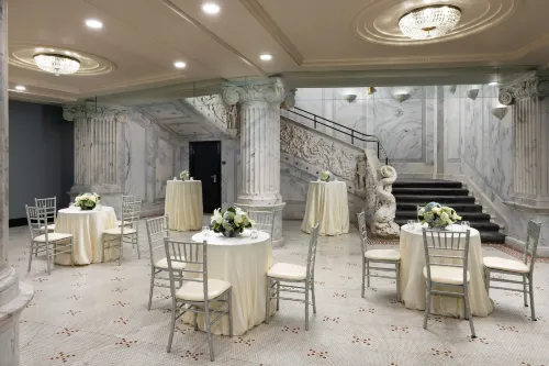 The Candler Hotel Atlanta, Curio Collection by Hilton Freizeit und Erholung Photos