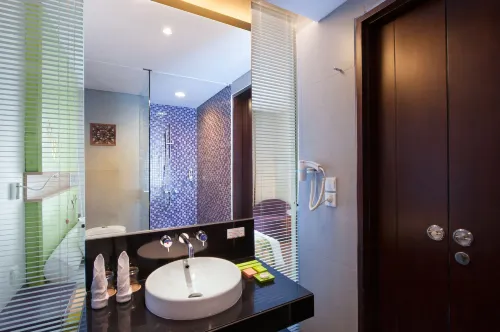 Ibis Styles Bali Denpasar Kamar Photos