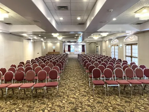 Ramada by Wyndham South El Monte Business Facilities Photos