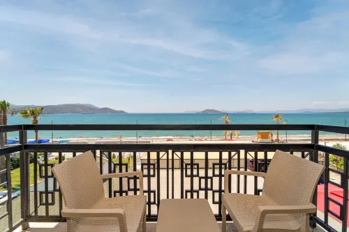 URAS BEACH HOTEL À proximité de l'hôtel Photos