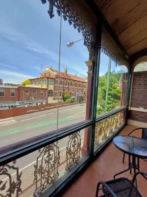 Art Hotel on York Rooms Photos