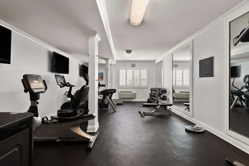 Best Western Plus Manhattan Beach Hotel Leisure & Recreation Photos