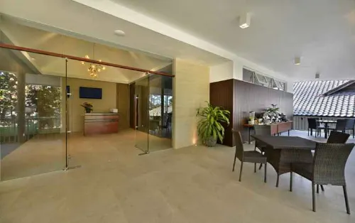 Grand Whiz Hotel Trawas Mojokerto Area Publik Photos