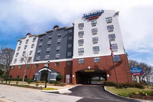 Fairfield Inn & Suites Atlanta Airport North Zimmer Photos