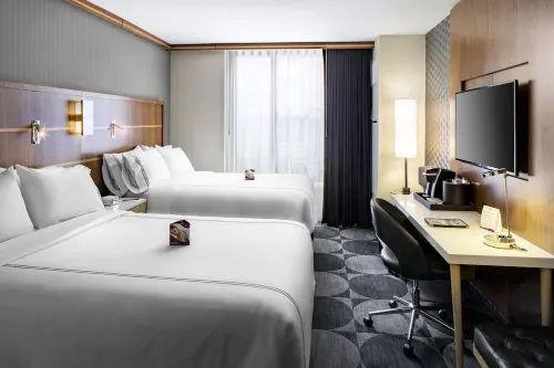 Crowne Plaza HY36 Midtown Manhattan Rum Photos
