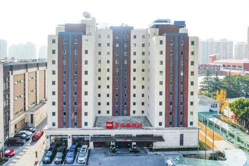 宜必思酒店（上海新國際博覽中心芳甸路地鐵站店） 外觀 Photos