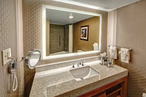 DoubleTree by Hilton Memphis Chambres Photos