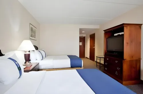Holiday Inn Express & Suites Newport News Chambres Photos