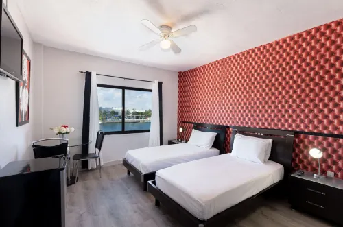 Notebook Miami Beach Chambres Photos
