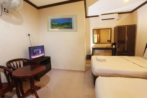 Tanjung Puteri Motel Photos