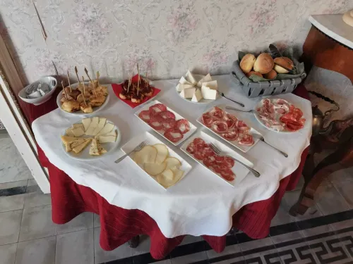 Palazzo Il Cavaliere B&B de Charme Dining Photos