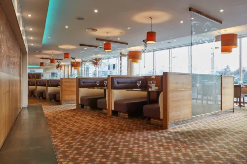 Future Inn Plymouth Restauration Photos
