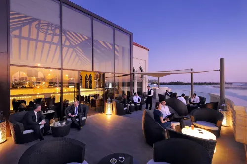 InterContinental Hotels Abu Dhabi Allmänna utrymmen Photos
