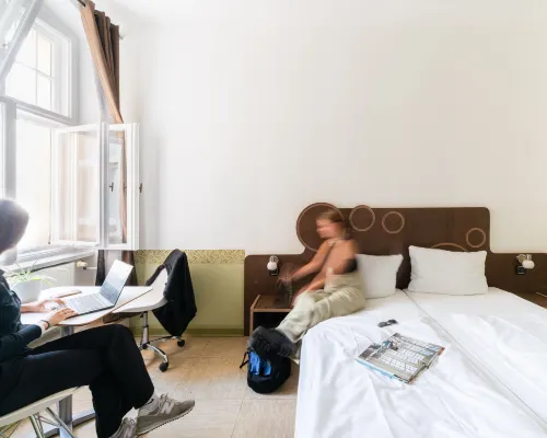 Three Little Pigs Hostel - Your Berlin Castle Zimmer Photos