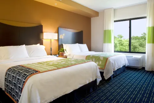 Fairfield Inn & Suites Washington, DC/New York Avenue Photos