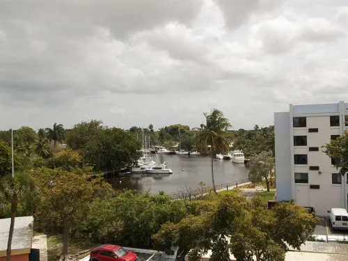 Days Inn by Wyndham Fort Lauderdale Airport Cruise Port Near Hotel Photos