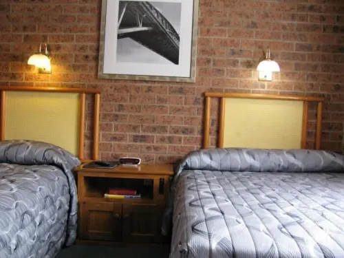 The Wayfarer Motel Rooms Photos