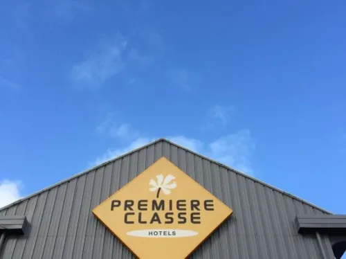 Première Classe Extérieur Photos