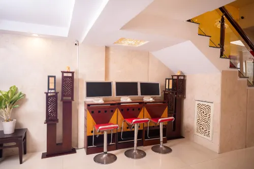 Duc Vuong Saigon Hotel - Bùi Viện Khu vực công cộng Photos