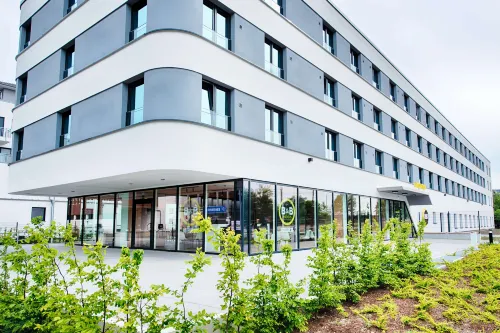 B&B HOTEL Rostock-Hafen Extérieur Photos