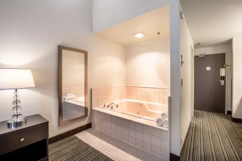 Best Western Alderwood Rooms Photos