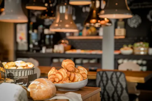Motel One Innsbruck Ristorazione Photos