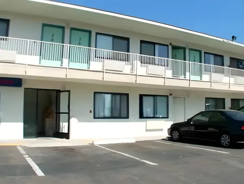 Motel 6 Santa Barbara, CA - Beach Chambres Photos