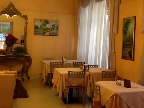 Hotel Romano Dining Photos