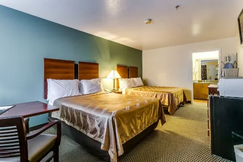 Baymont by Wyndham Willow Park Rooms Photos