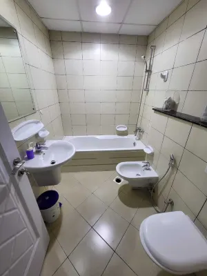 Urban Panda Hostel Marina Dubai Photos