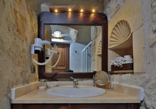Elaa Cave Hotel Photos