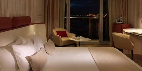 Sunborn Gibraltar Rooms Photos
