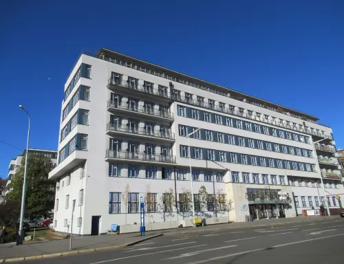 Akcent Hotel Extérieur Photos