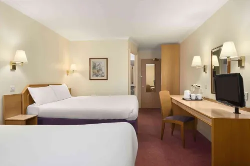Days Inn by Wyndham Cannock Norton Canes M6 Toll Chambres Photos