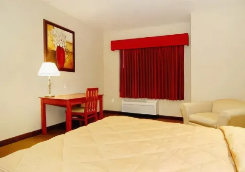 Comfort Inn at Convention Center Photos