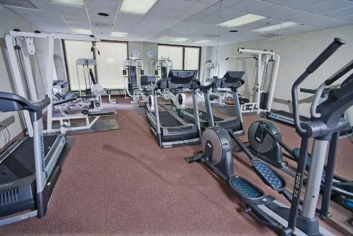 Crowne Plaza Edison Leisure & Recreation Photos