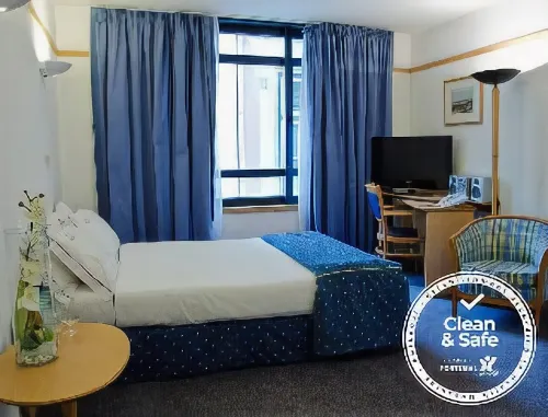 VIP Executive Eden Aparthotel Photos
