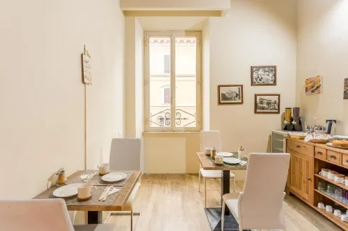 AmoRoma Suite Dining Photos