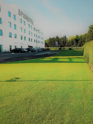 8Piuhotel Hotellin lähellä Photos