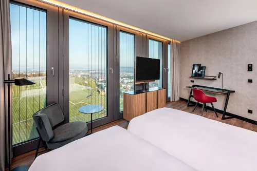 Radisson Blu Hotel at Porsche Design Tower Chambres Photos