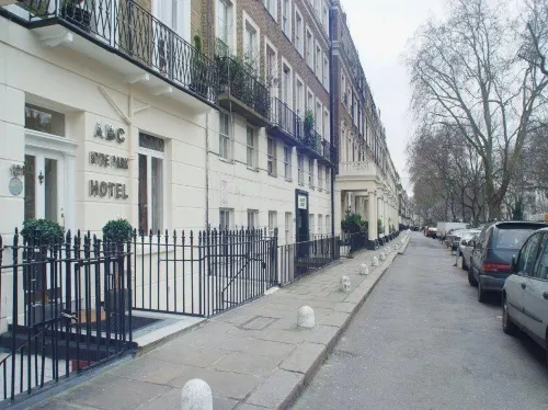ABC Hyde Park Hotel À proximité de l'hôtel Photos